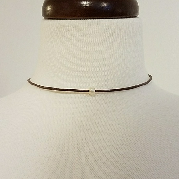 White & Black Off Shoulder Grachic LOVE Tee - Picture 5 of 5